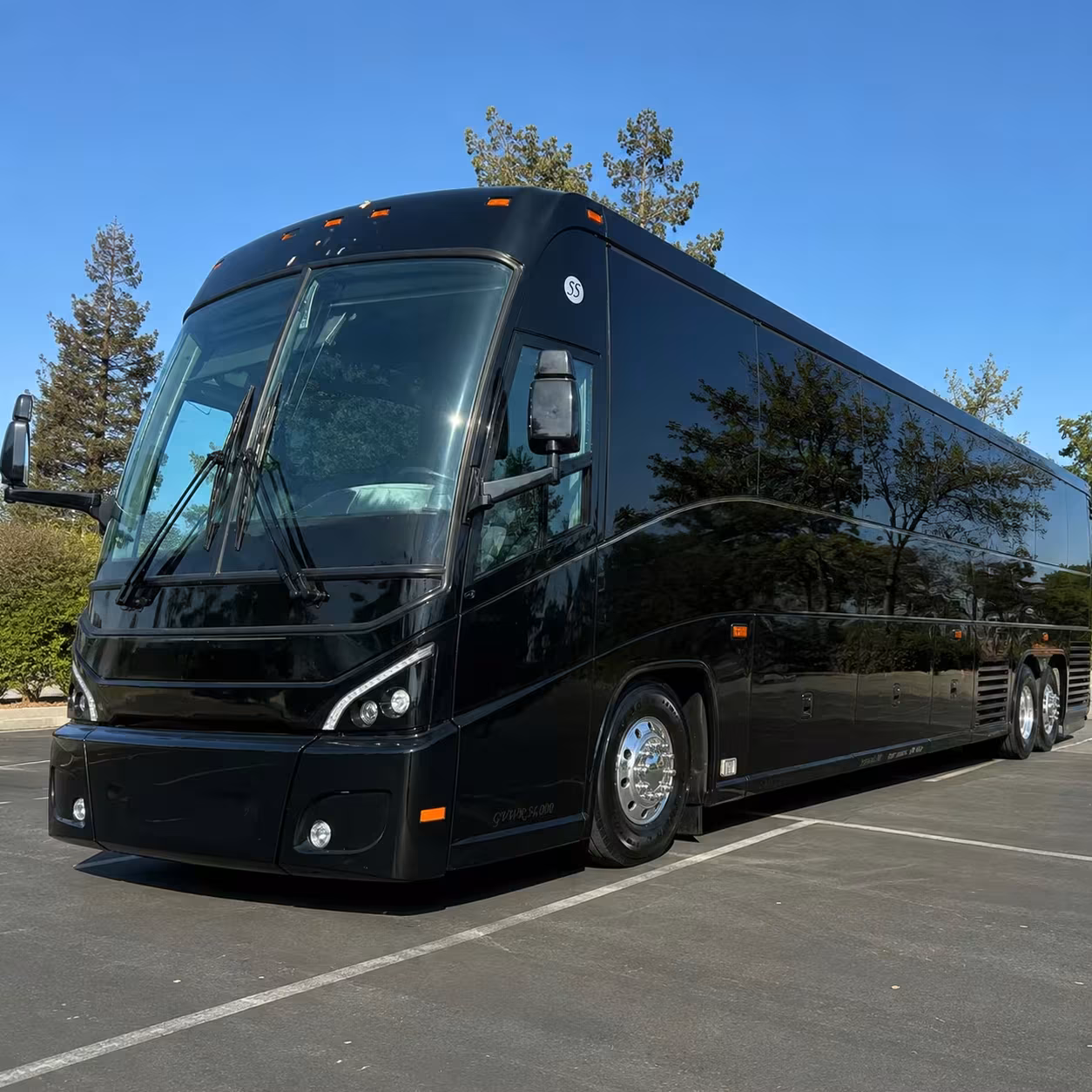 gilbert bus rentals for mesa gateway and falcon field airports