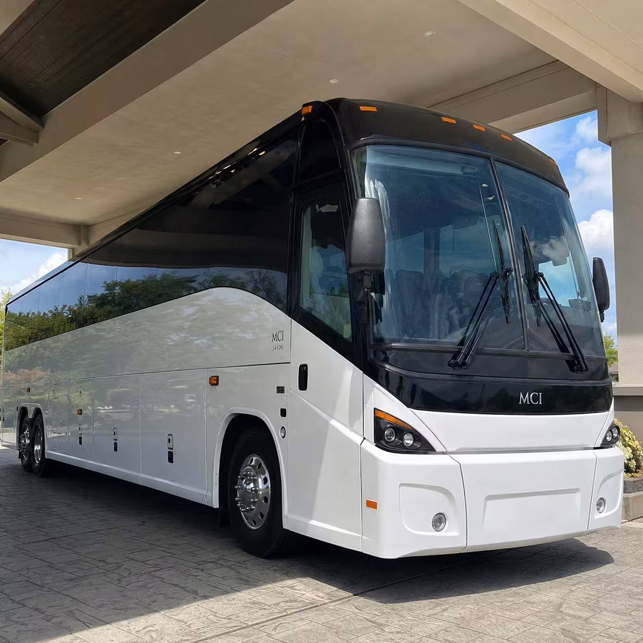 gilbert hotel and resort airport transportation