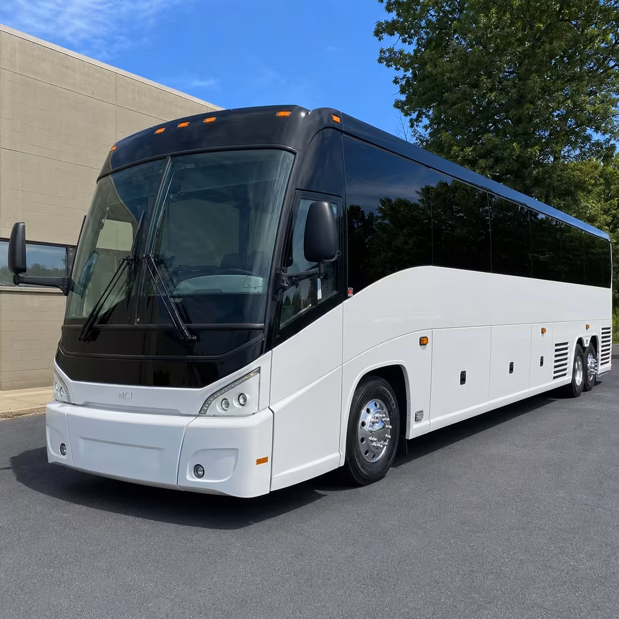 gilbert shuttle buses for police fire and municipal agencies
